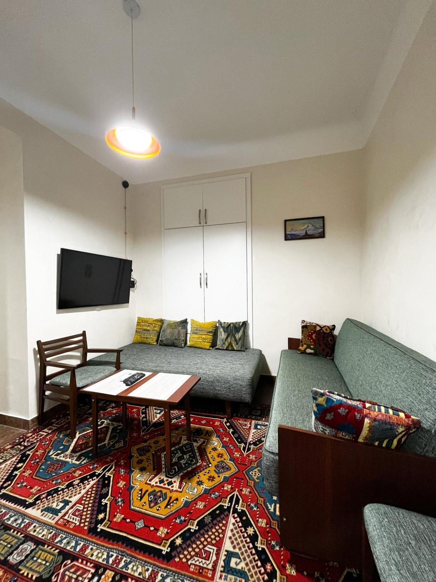 Apartments Pushkin Street Єреван Екстер'єр фото