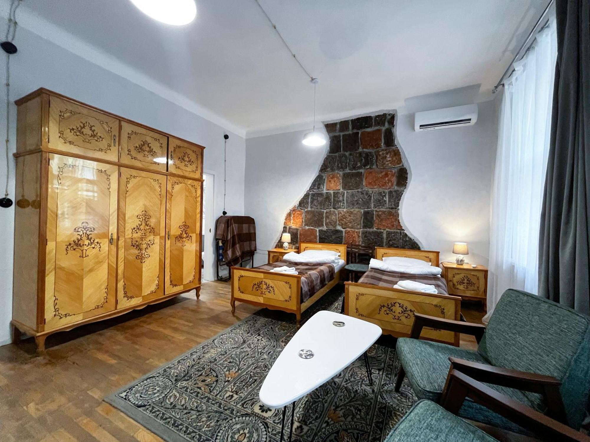 Apartments Pushkin Street Єреван Екстер'єр фото